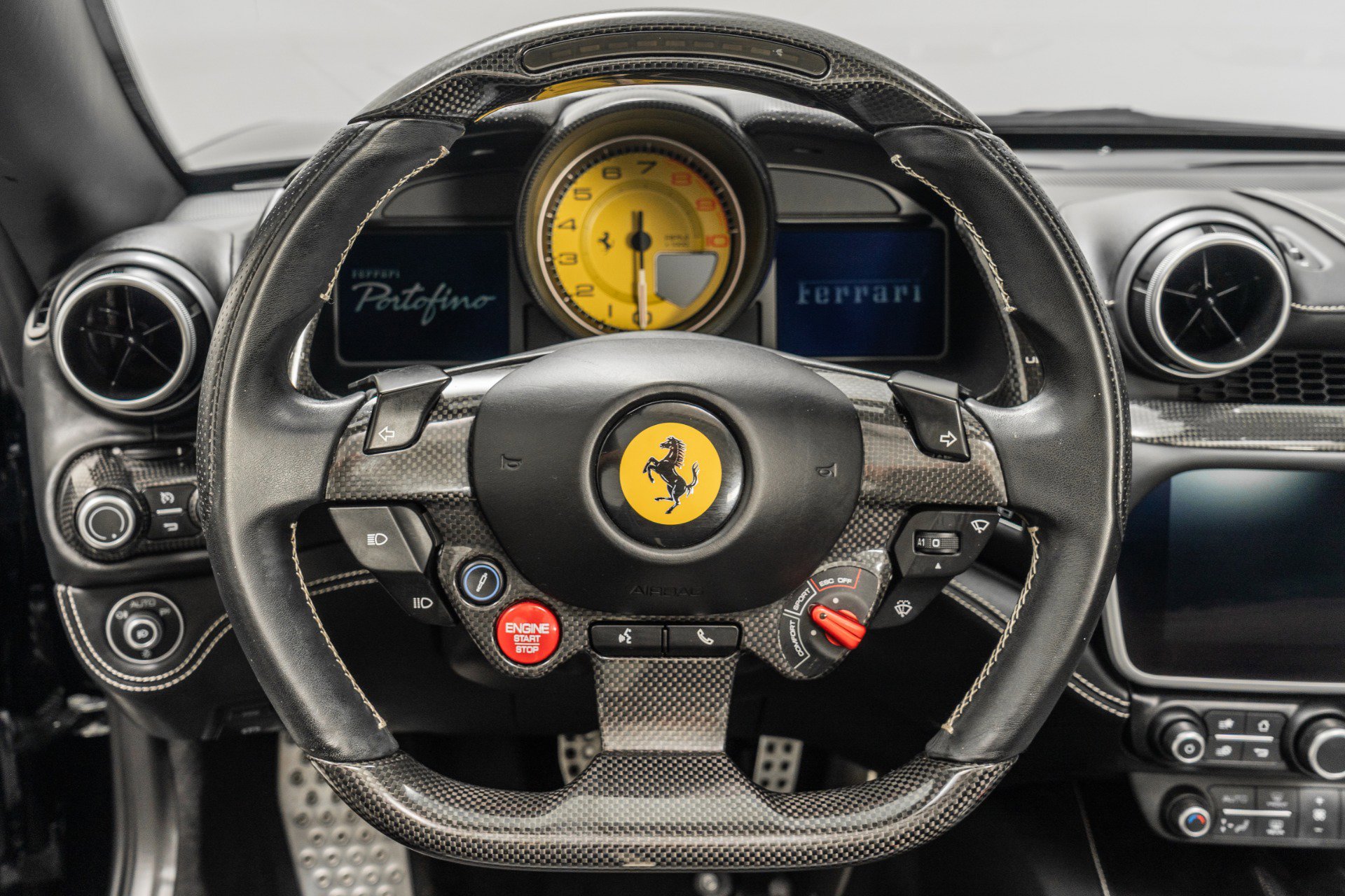 Used 2020 Ferrari Portofino image 15