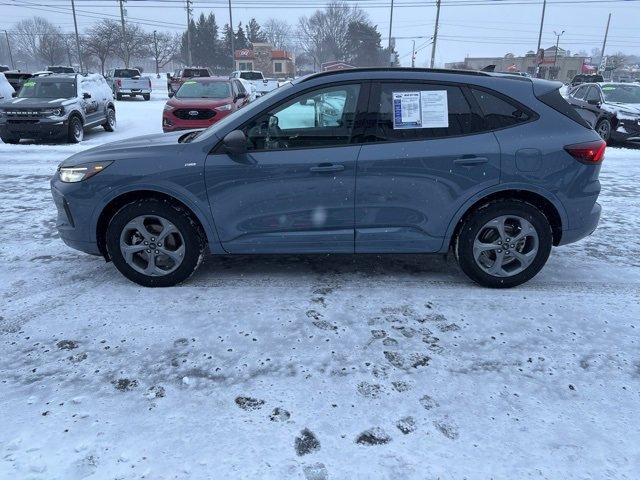 Used 2023 Ford Escape ST-Line image 18