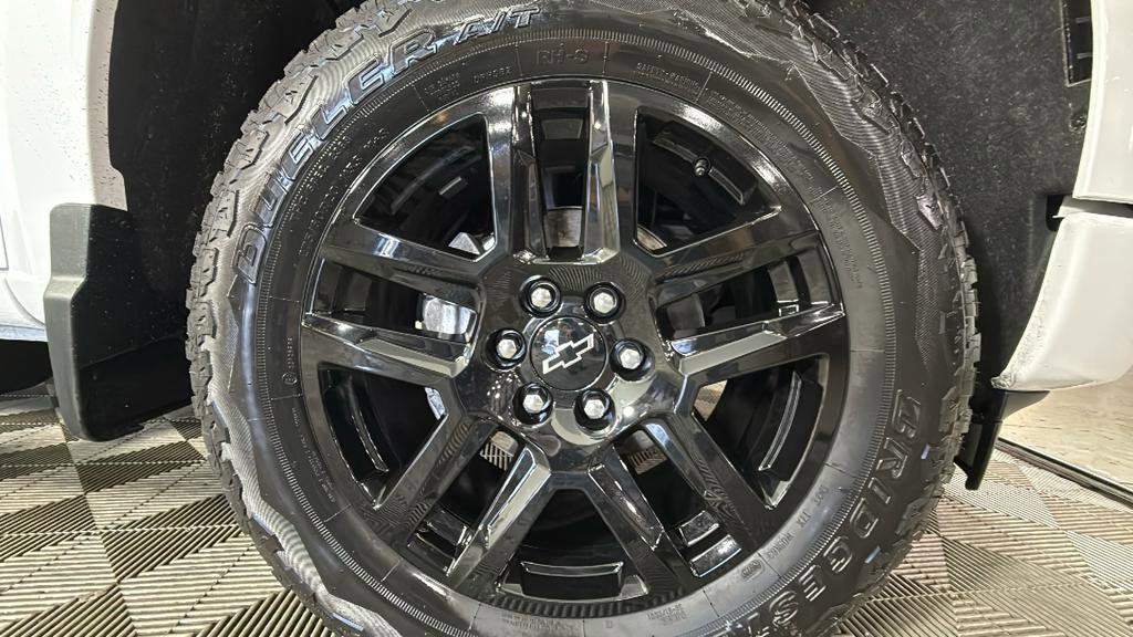 Certified 2026 Chevrolet Silverado 1500 Custom w/ Turbomax Blackout Package image 35