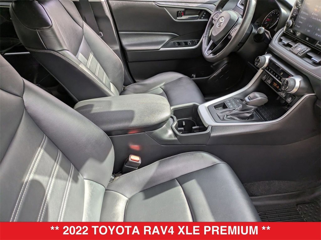 Used 2022 Toyota RAV4 XLE Premium image 83