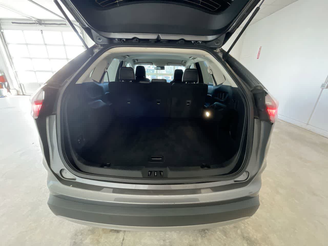 Used 2024 Ford Edge SEL AWD/4WD image 22