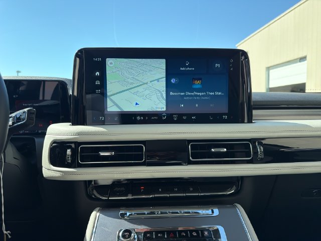 New 2026 Lincoln Aviator AWD w/ Jet Appearance Package image 20