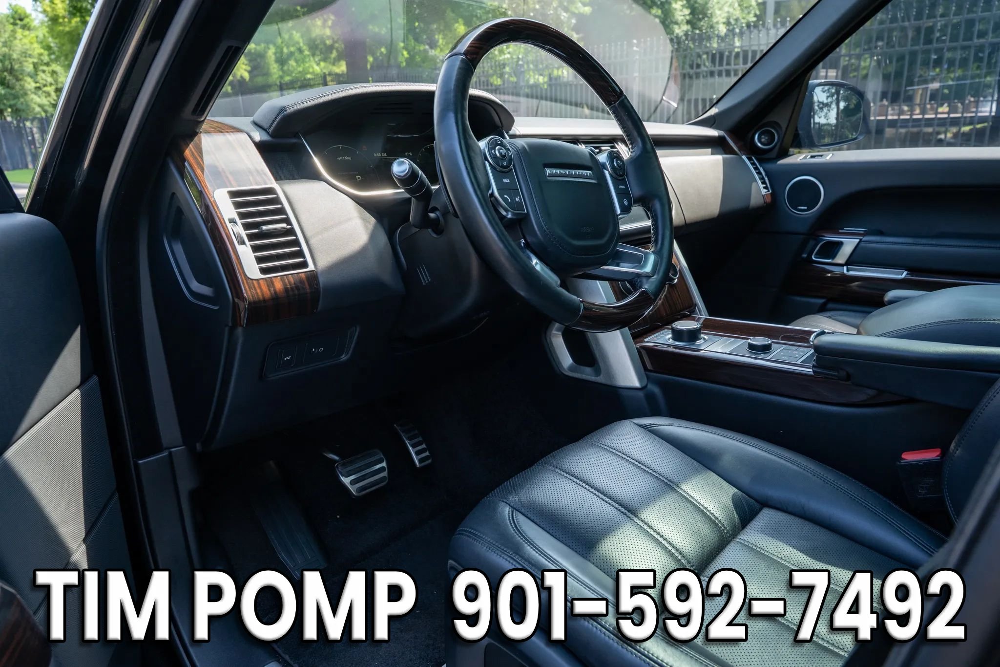 Used 2016 Land Rover Range Rover Supercharged AWD/4WD image 9