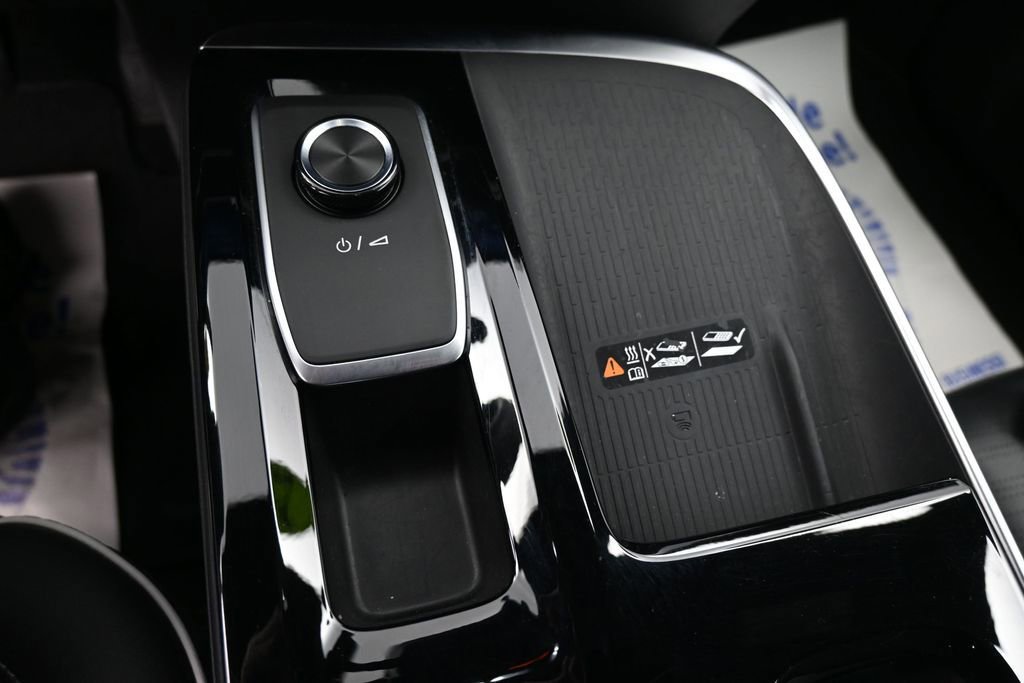 Used 2025 Buick Enclave Sport Touring AWD/4WD image 32