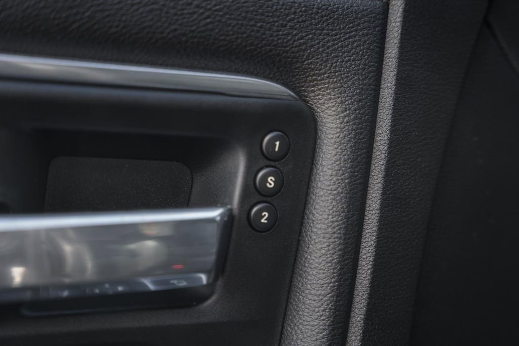 Used 2021 RAM 3500 Laramie w/ Night Edition image 47