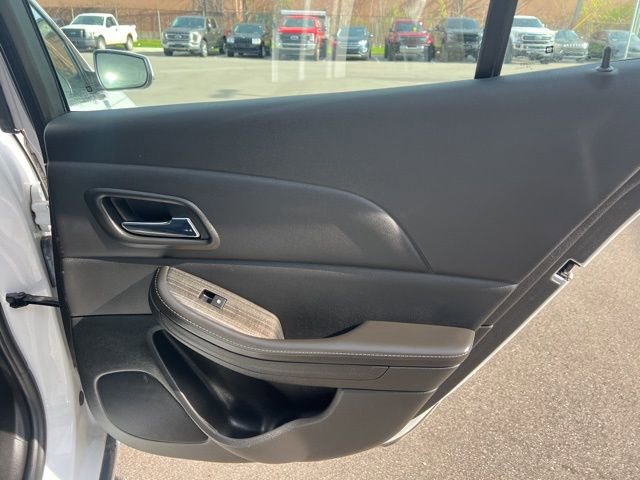 Used 2014 Chevrolet Malibu LT w/ Power Convenience Package FWD image 13