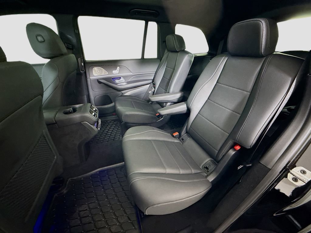 Used 2025 Mercedes-Benz GLS 450 4MATIC image 26