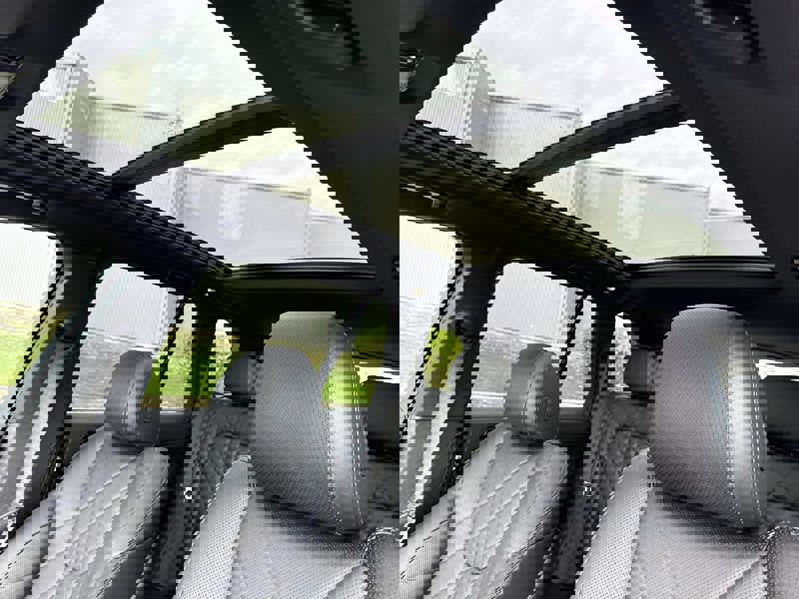 Used 2023 BMW X5 xDrive40i w/ Premium Package AWD/4WD image 4