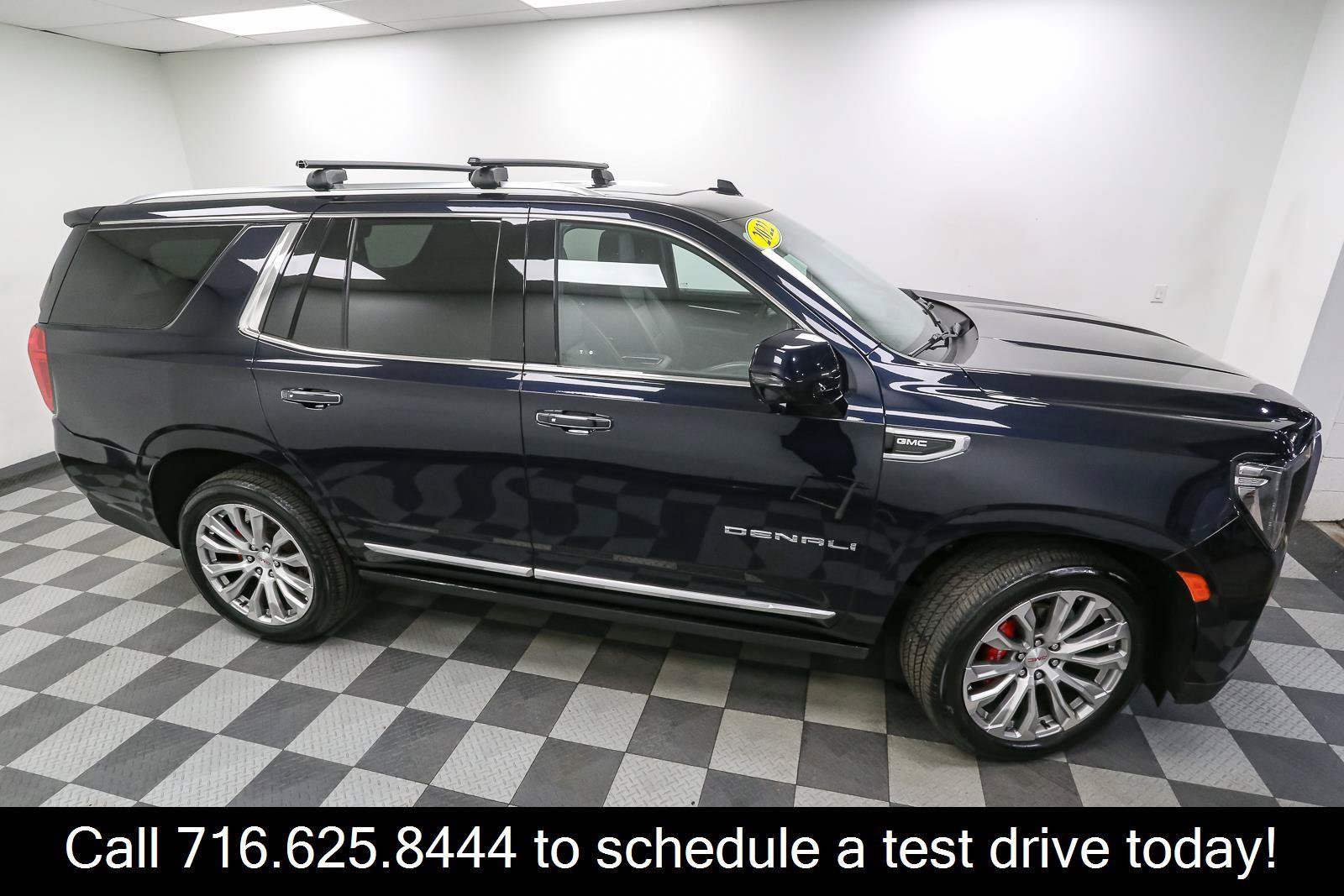 Used 2022 GMC Yukon Denali w/ Denali Premium Package AWD/4WD image 5