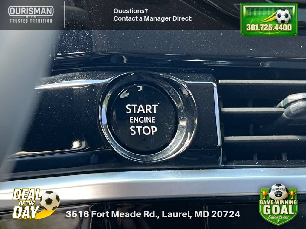 Used 2025 Nissan Pathfinder SV AWD/4WD image 27
