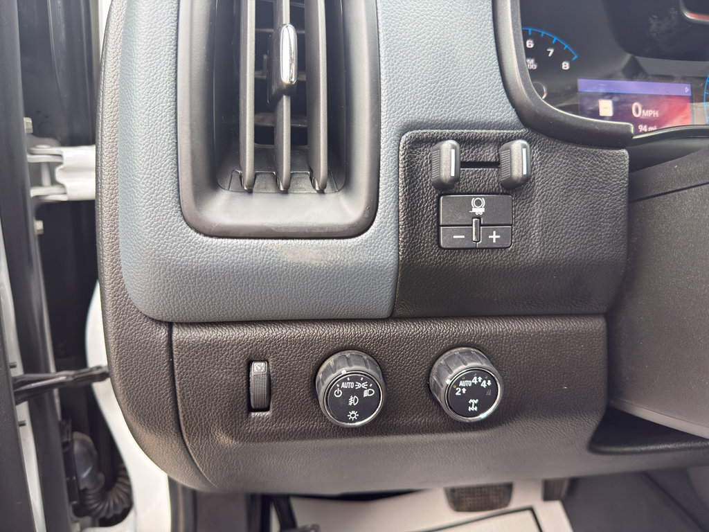 Used 2022 Chevrolet Colorado Z71 w/ Safety Package AWD/4WD image 18