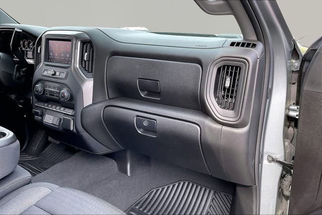 Used 2024 Chevrolet Silverado 2500 Custom w/ Custom Convenience Package image 18