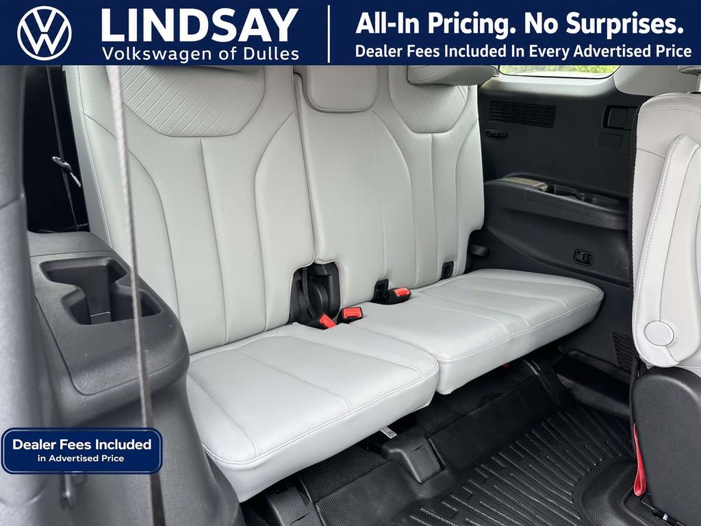 Used 2024 Hyundai Palisade SEL w/ Premium Package AWD/4WD image 14