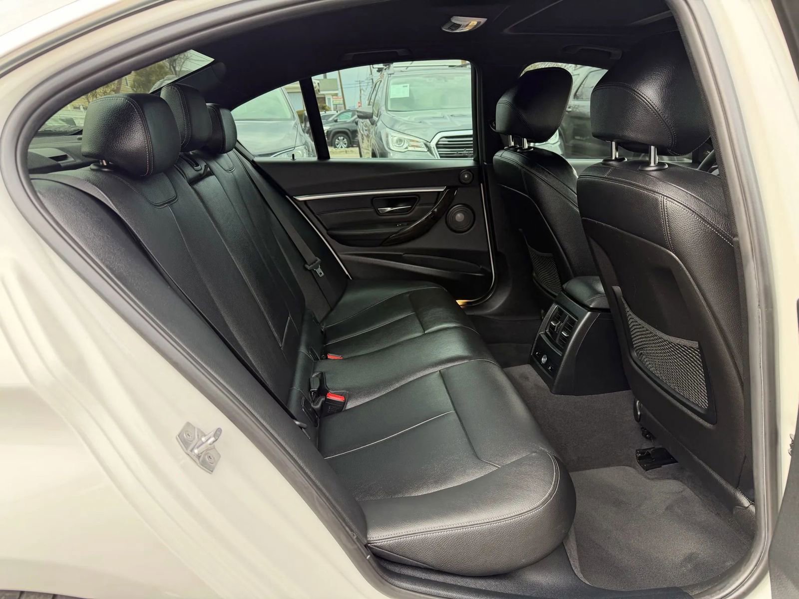 Used 2016 BMW 340i xDrive 340i xDrive Sedan 4D image 21