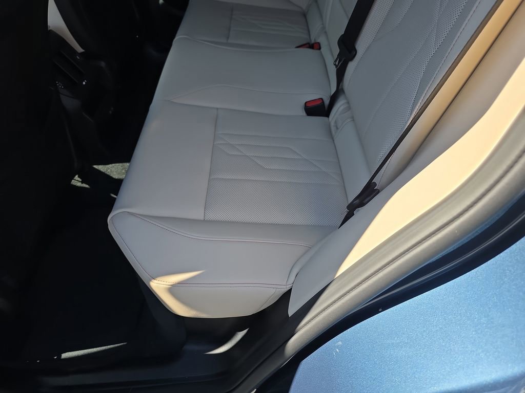 New 2026 BMW X3 xDrive30 w/ Premium Package AWD/4WD image 18