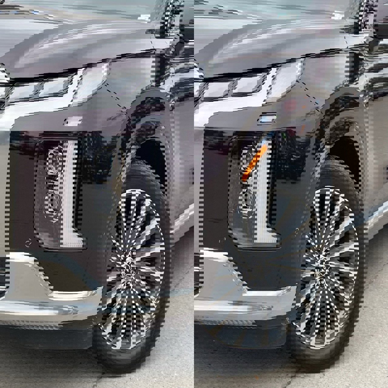 Used 2024 Hyundai Palisade Calligraphy image 8