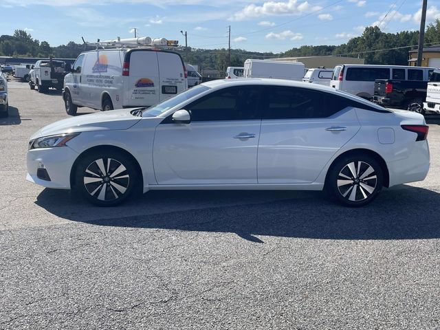 Used 2021 Nissan Altima 2.5 SV w/ SV Premium Package FWD image 7