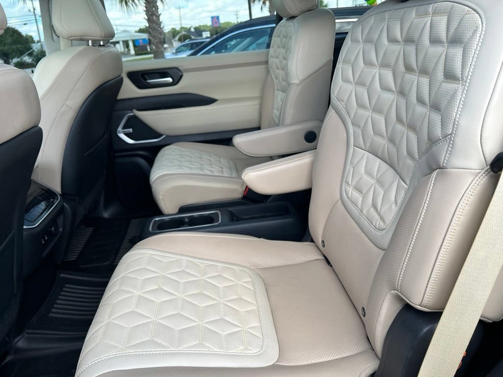 Certified 2025 Nissan Armada Platinum Reserve AWD/4WD image 28