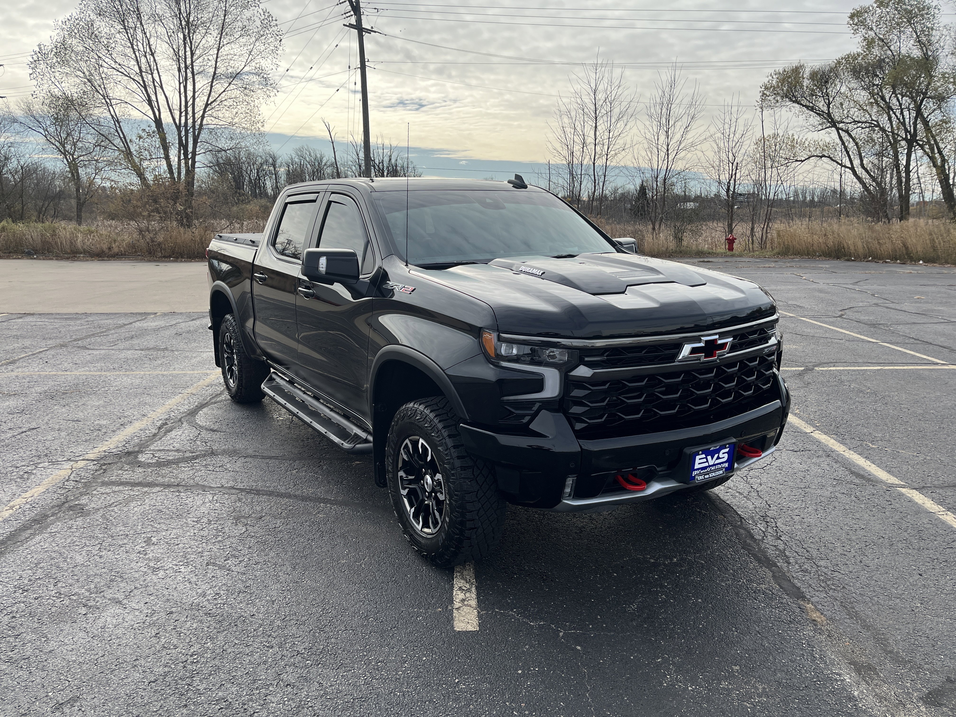 Used 2025 Chevrolet Silverado 1500 ZR2 w/ Technology Package image 8