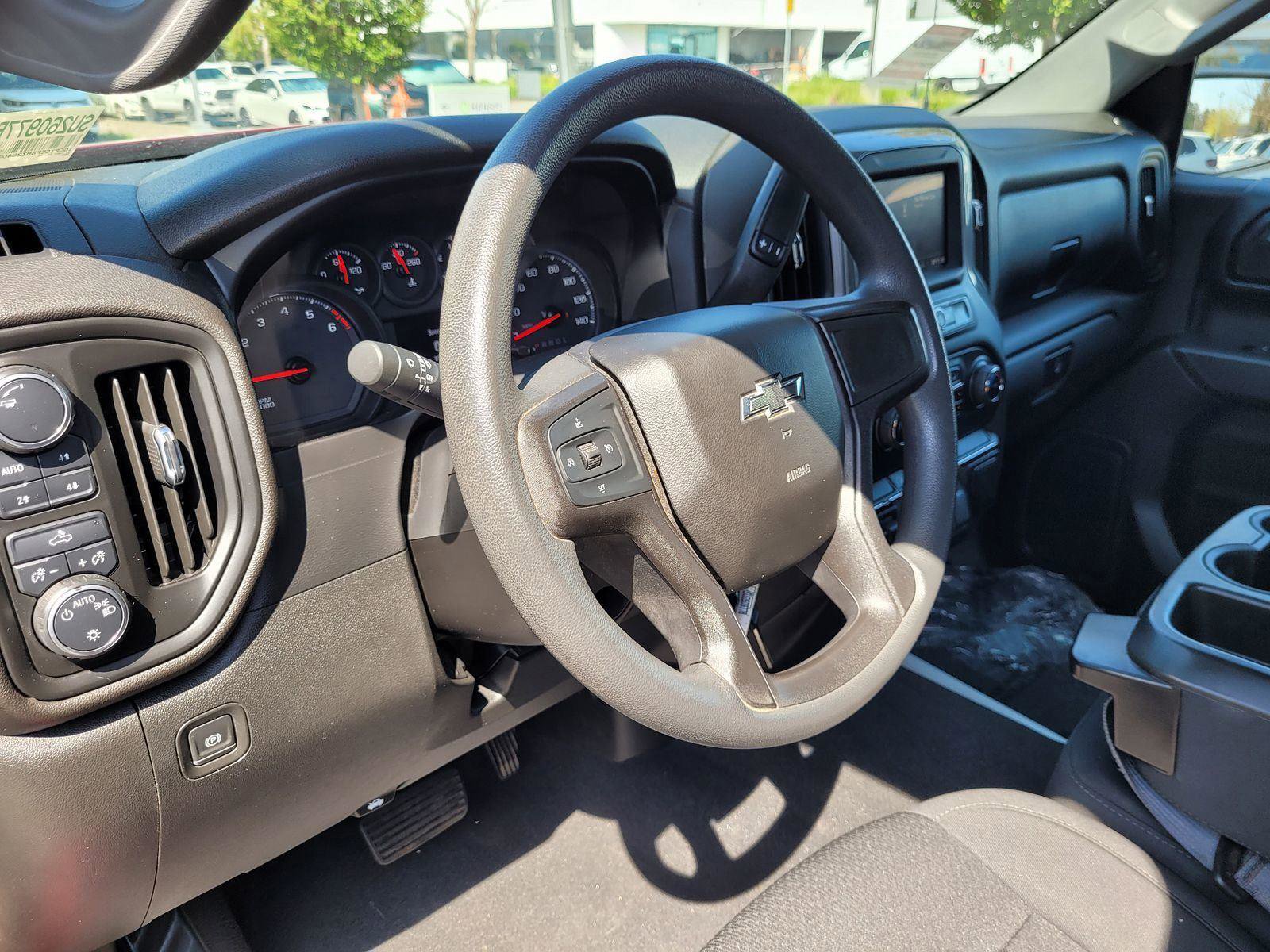 Used 2021 Chevrolet Silverado 1500 Custom Trail Boss w/ LPO, Dark Essentials Package AWD/4WD image 12