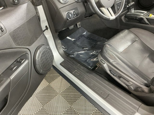 Used 2007 Ford Mustang V6 Deluxe image 14