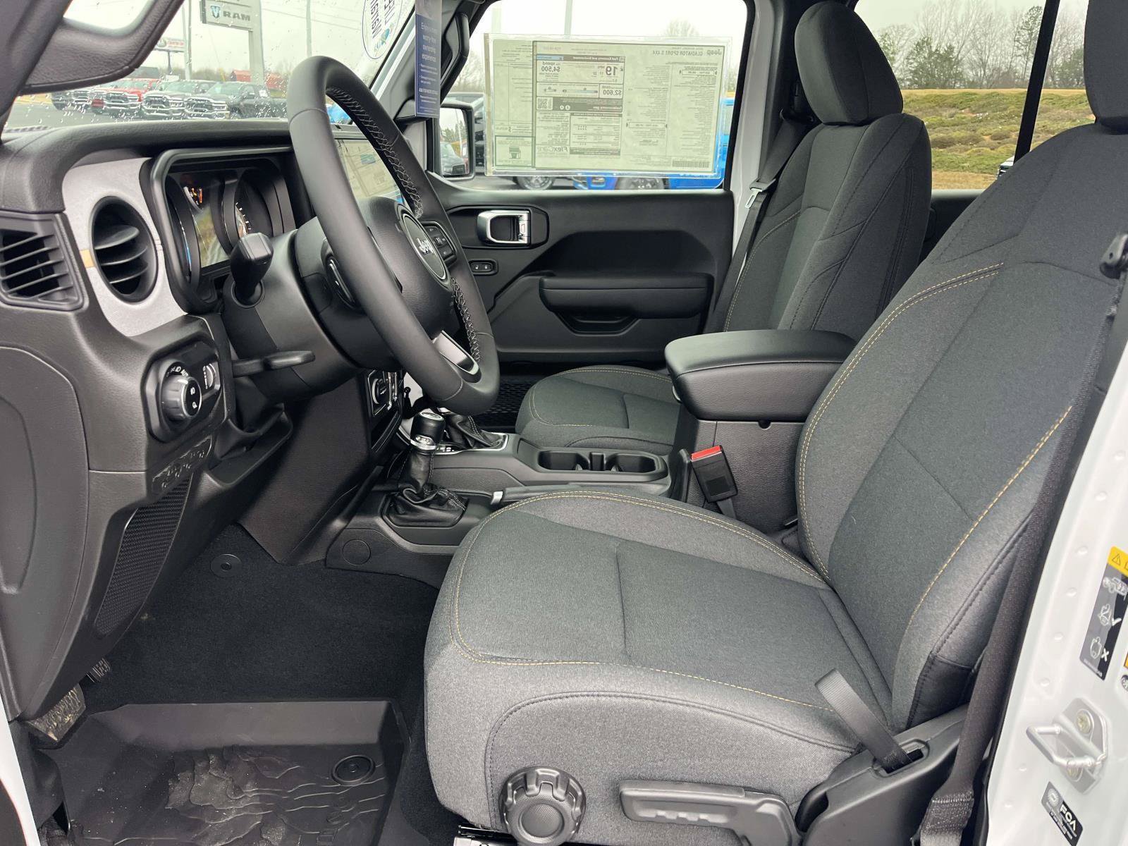 New 2026 Jeep Gladiator Sport AWD/4WD image 6