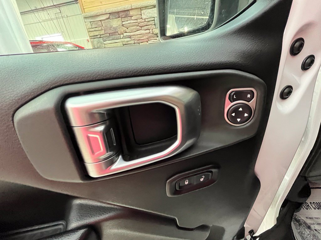 Used 2019 Jeep Wrangler Unlimited Sport S AWD/4WD image 35