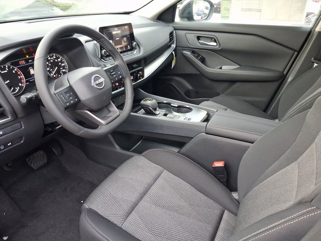 New 2026 Nissan Rogue SV FWD image 7