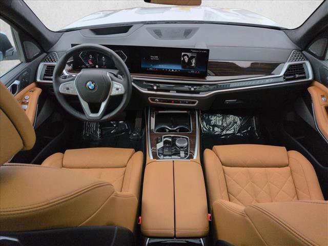 Used 2026 BMW X7 xDrive40i image 19