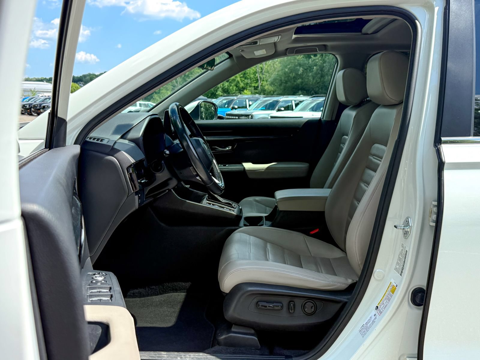 Used 2023 Honda CR-V EX-L image 15