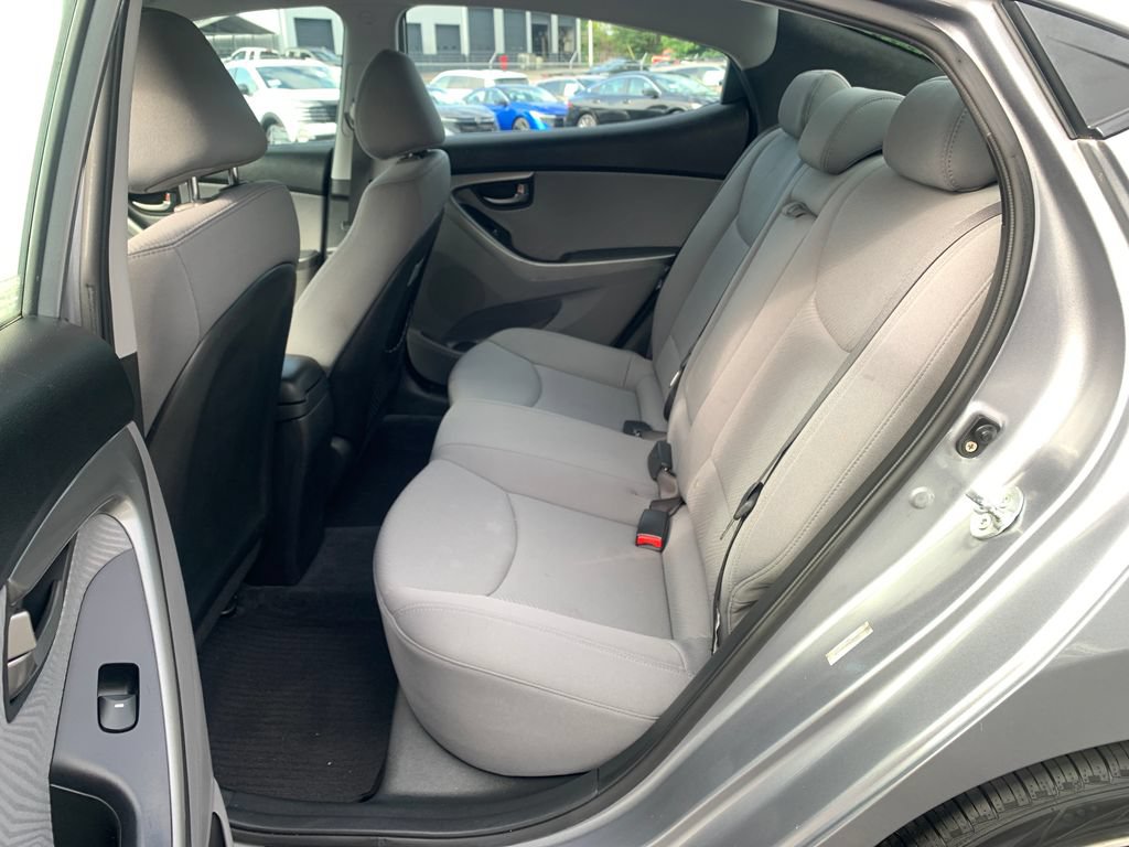Used 2013 Hyundai Elantra GLS w/ Preferred Pkg FWD image 22