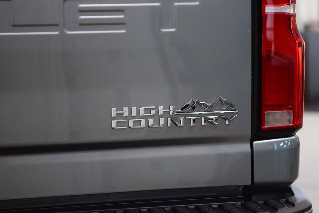 New 2026 Chevrolet Silverado 2500 High Country w/ High Country Premium Package AWD/4WD image 26