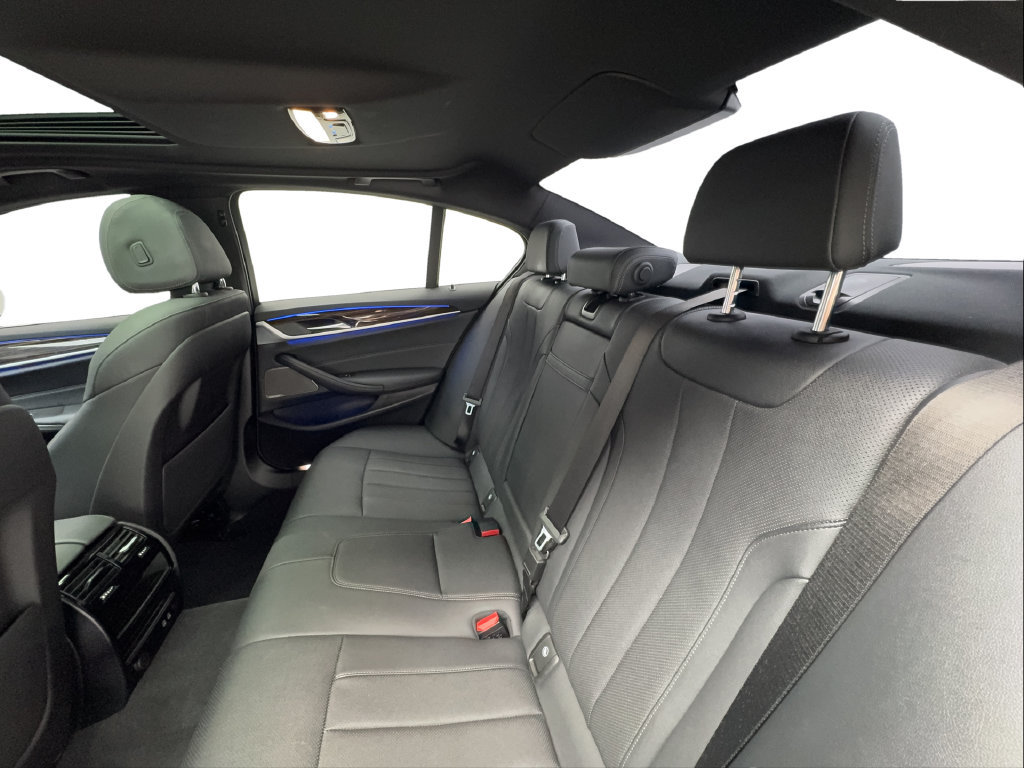 Used 2023 BMW 530i w/ Premium Package RWD image 28