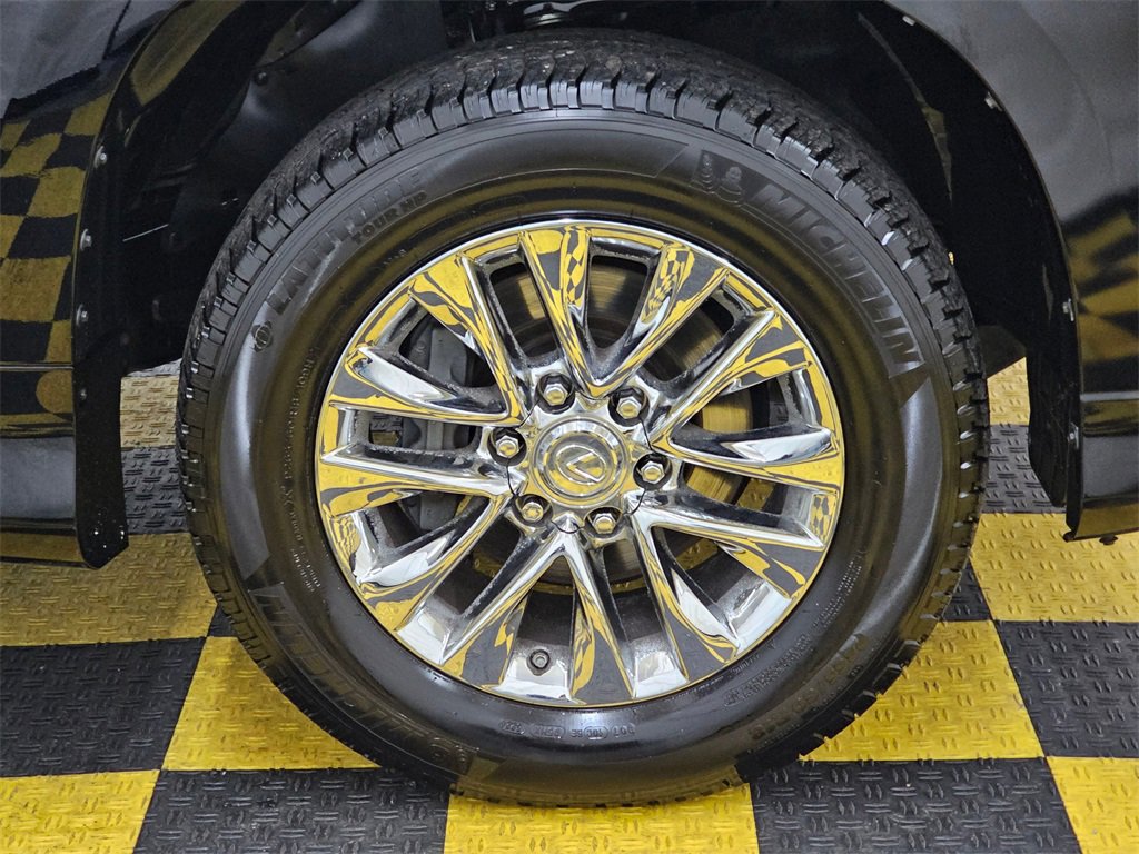 Used 2019 Lexus GX 460 image 9