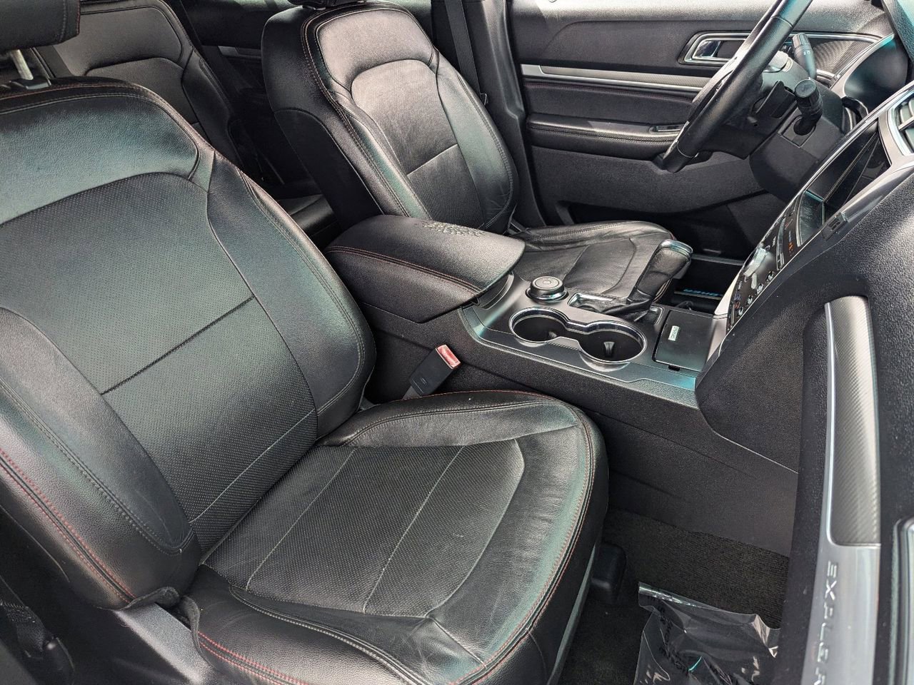 Used 2017 Ford Explorer Sport w/ Equipment Group 401A image 8