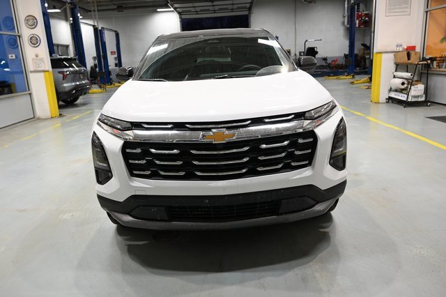 New 2026 Chevrolet Equinox LT w/ Convenience Package II image 2
