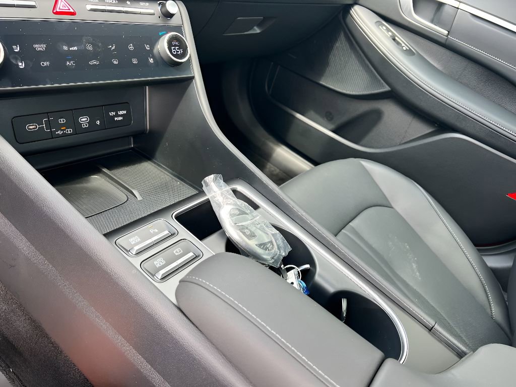 New 2025 Hyundai Sonata Limited image 26
