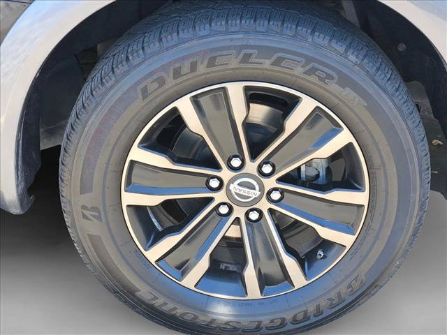 Used 2018 Nissan Armada Platinum w/ Interior Lighting Package RWD image 12