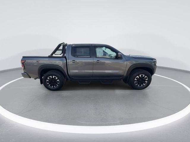 Used 2022 Nissan Frontier Pro-X RWD image 9