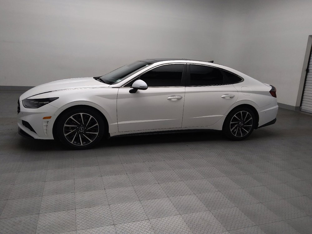 Used 2022 Hyundai Sonata Limited FWD image 2