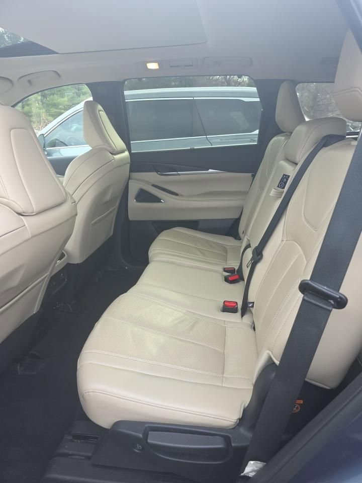 Used 2022 INFINITI QX60 Sensory w/ Vision Package AWD/4WD image 10