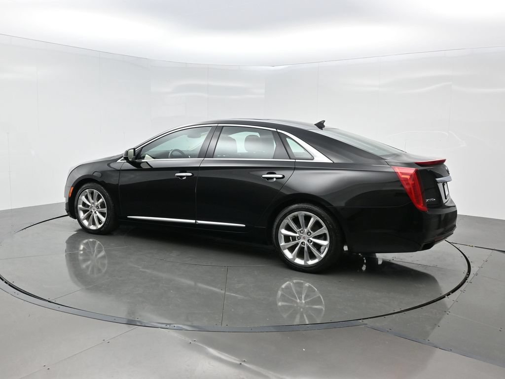 Used 2013 Cadillac XTS Premium AWD/4WD image 3