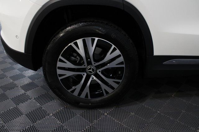 New 2025 Mercedes-Benz GLA 250 4MATIC image 12