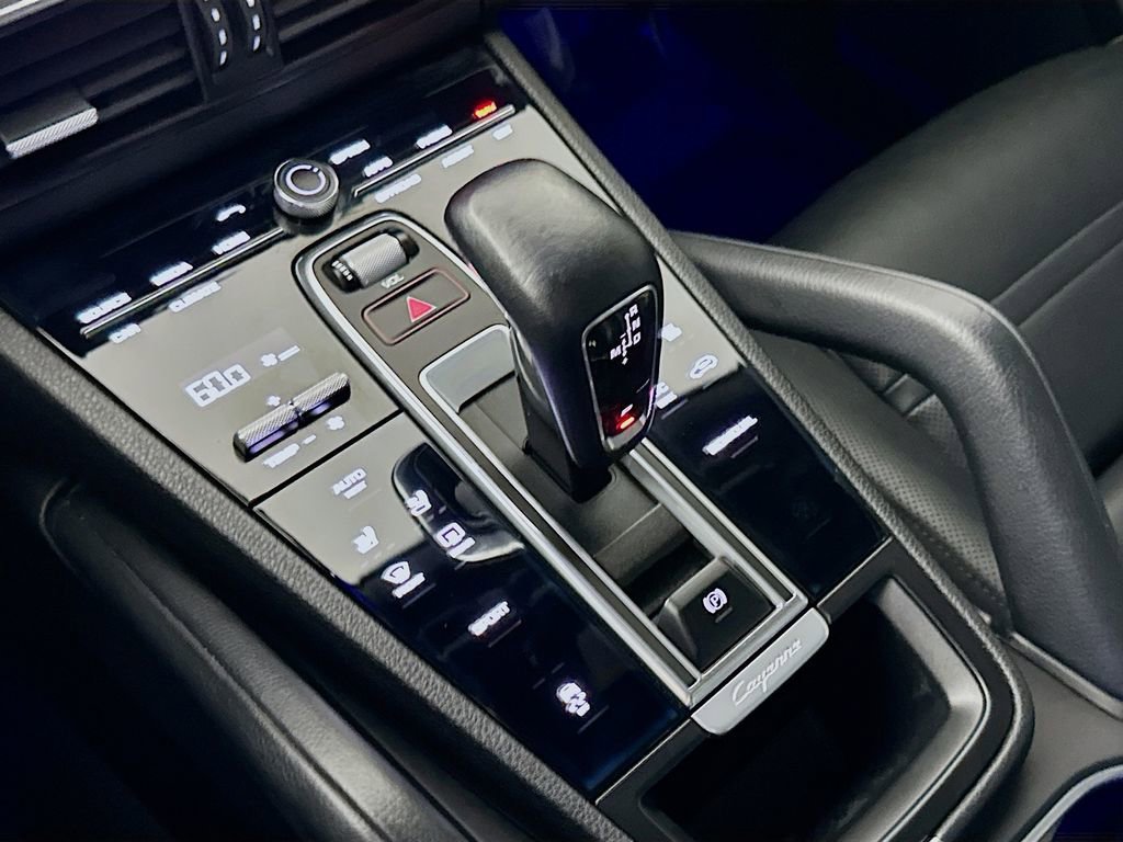 Used 2019 Porsche Cayenne Base image 20