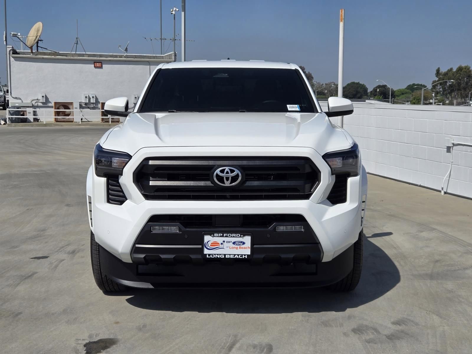 Used 2024 Toyota Tacoma SR5 image 3
