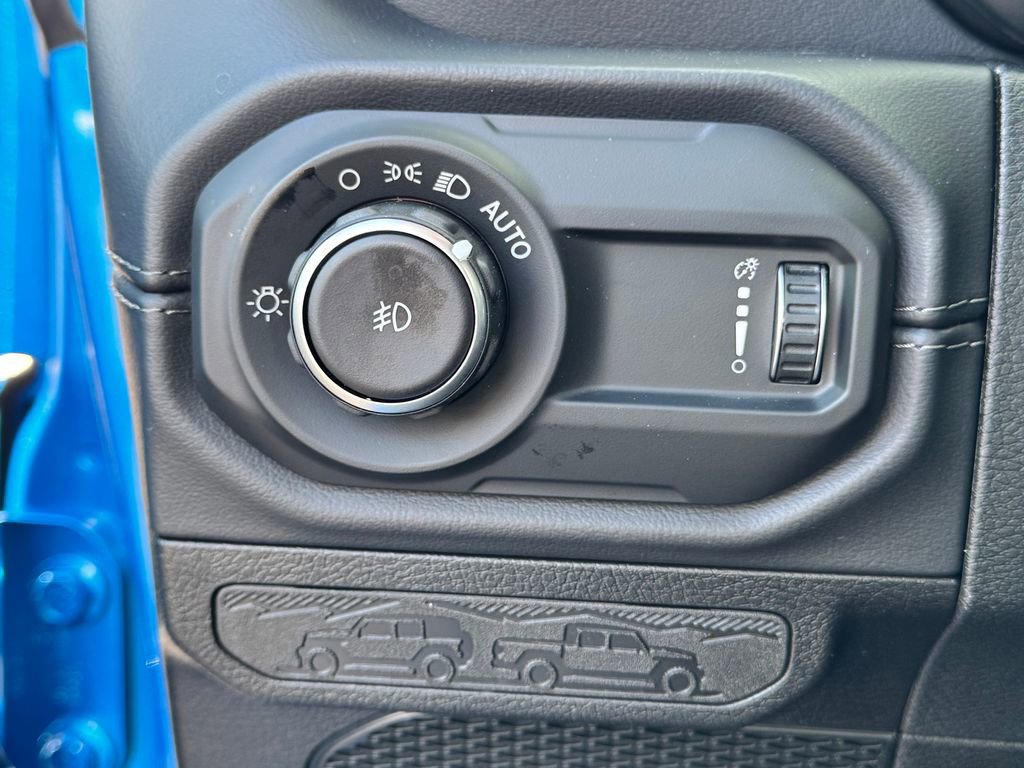 New 2026 Jeep Wrangler Sahara AWD/4WD image 26