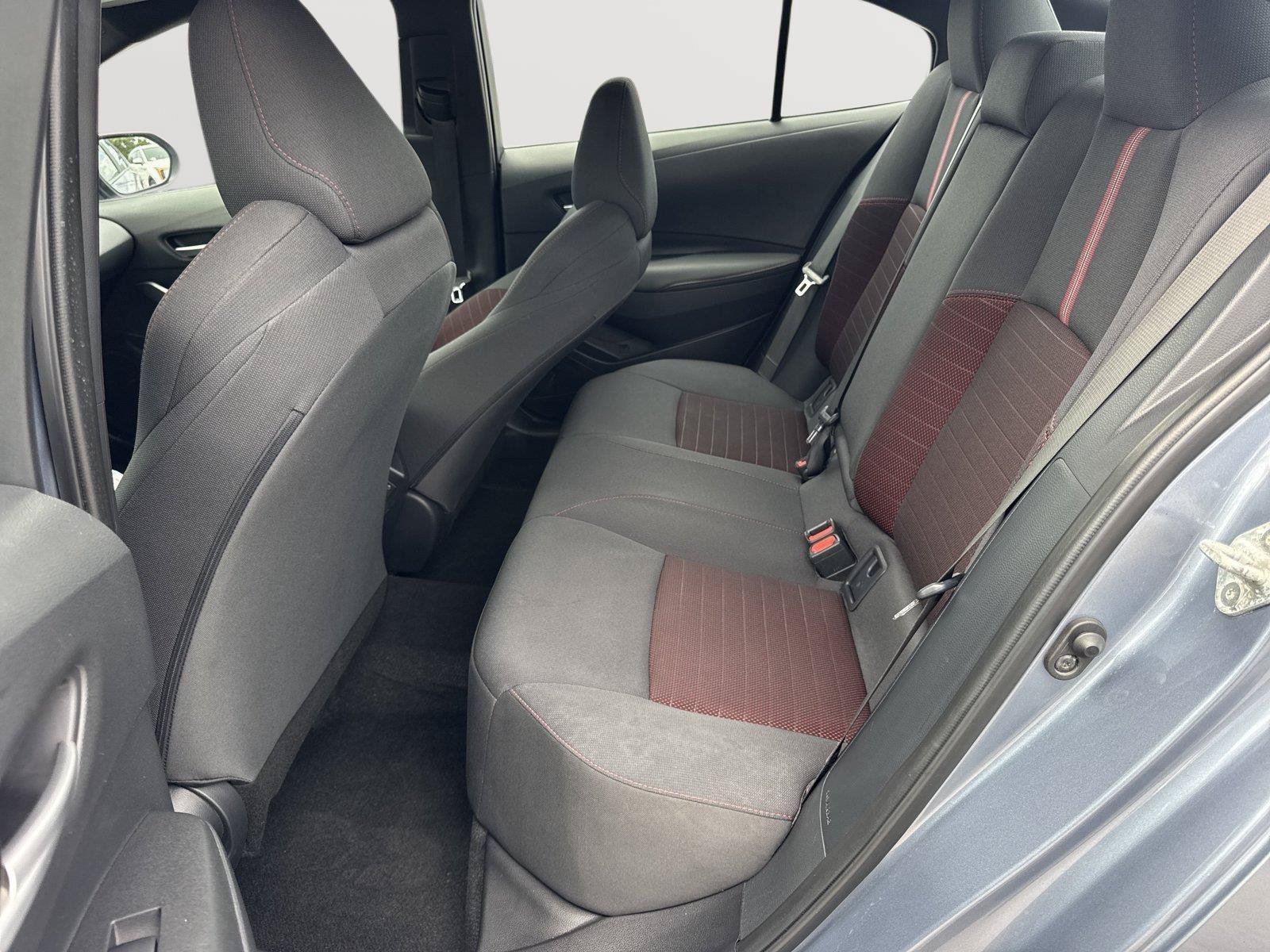 Used 2023 Toyota Corolla SE w/ SE Premium Package FWD image 21