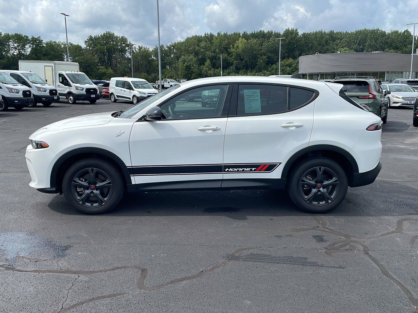 Used 2025 Dodge Hornet GT AWD/4WD image 2