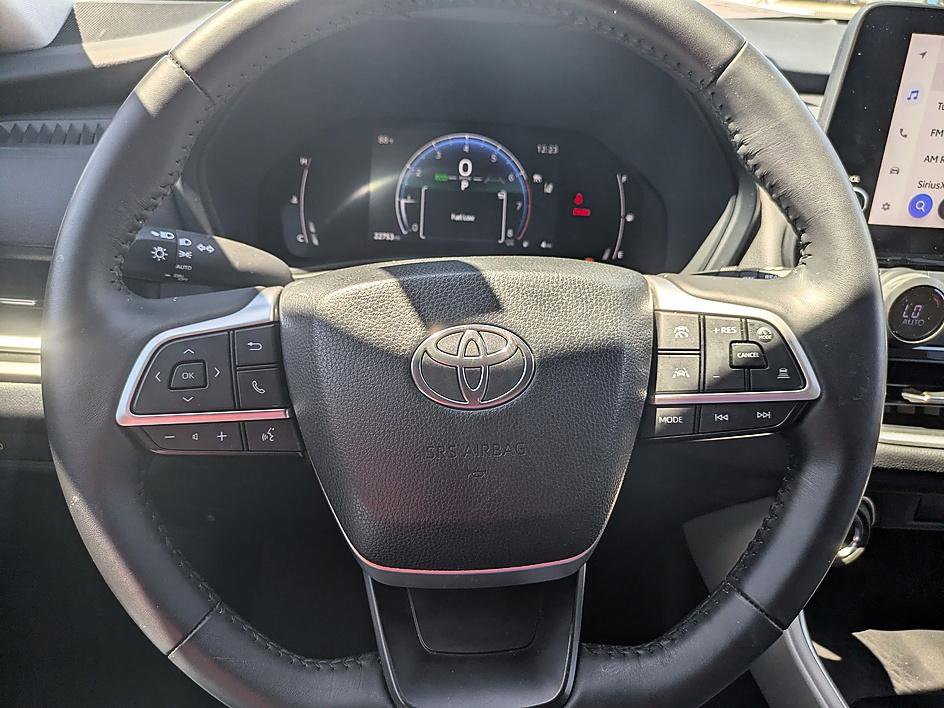 Used 2024 Toyota Grand Highlander FWD image 17