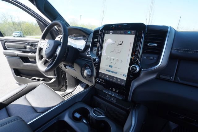 New 2026 RAM 1500 Laramie w/ Night Edition AWD/4WD image 31